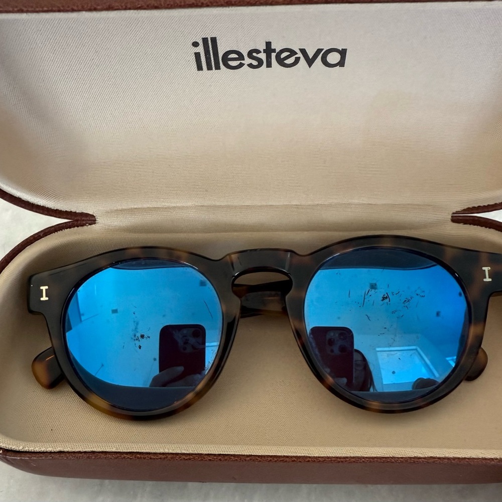 Illesteva Tortoise Leonard Frame Sunglasses with Vibrant Blue Lenses
